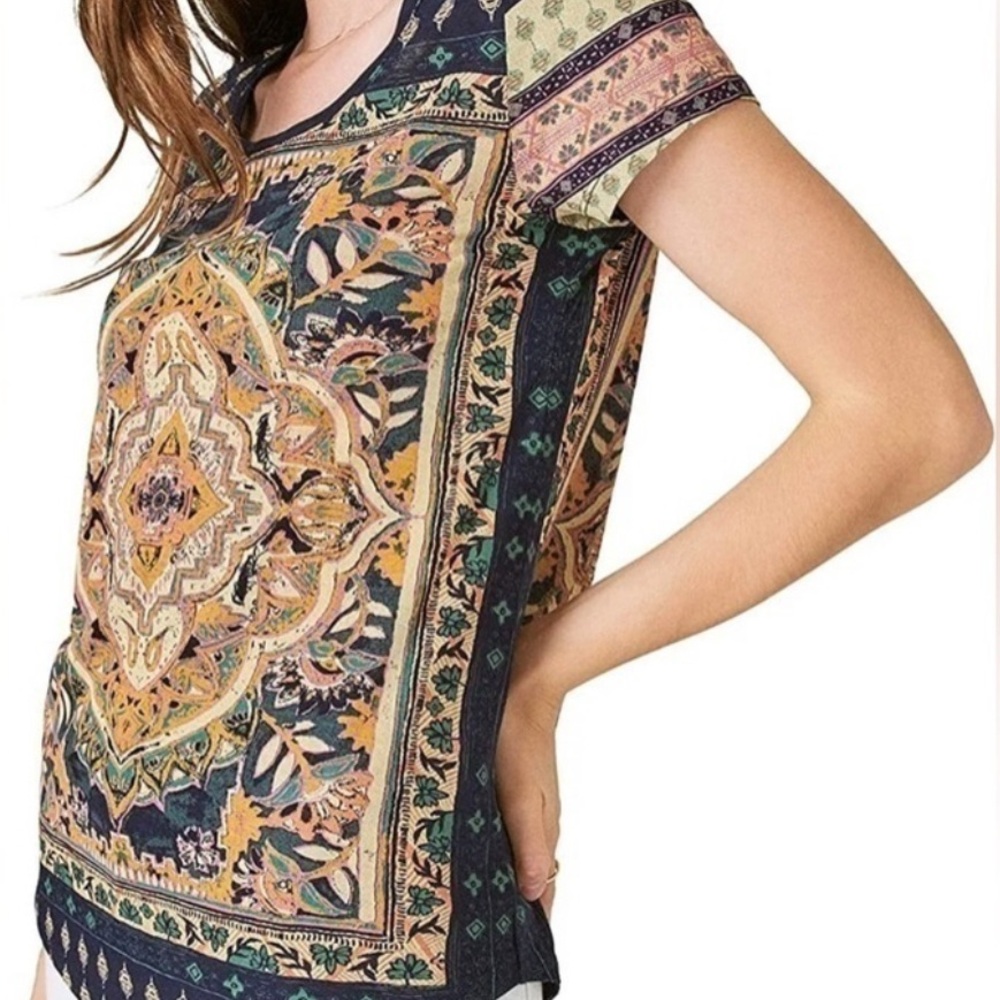 Lucky Brand Navy and Tan Graphic Tee